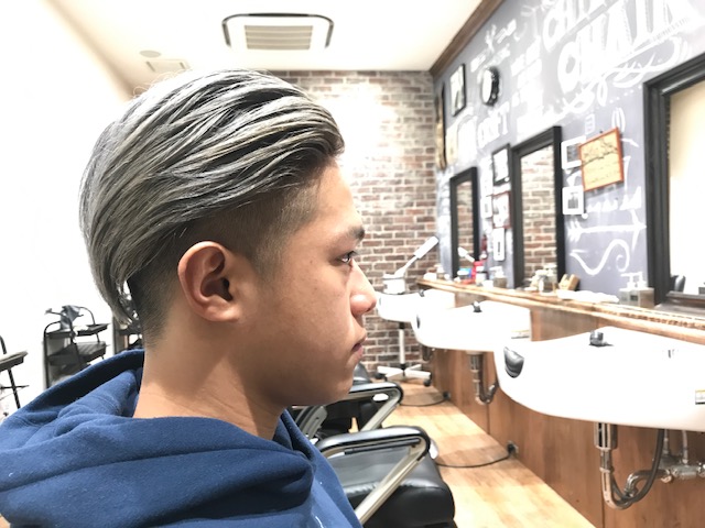 髪色をグレーにする為のブリーチオンカラーの方法 高円寺メンズ専門美容室 Chillchair高円寺店